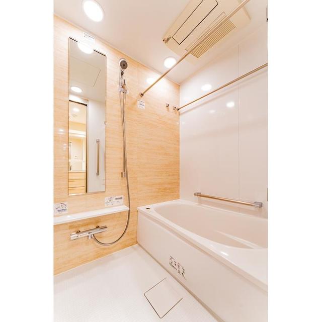 バス・シャワールーム　※写真は同タイプ住戸です。