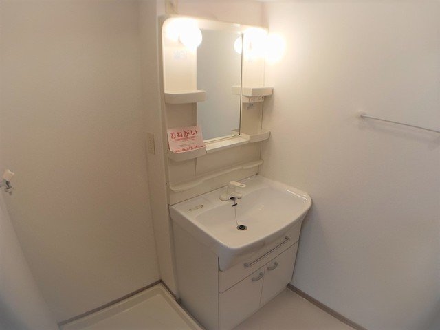 洗面設備　忙しい朝には欠かせない洗面所です