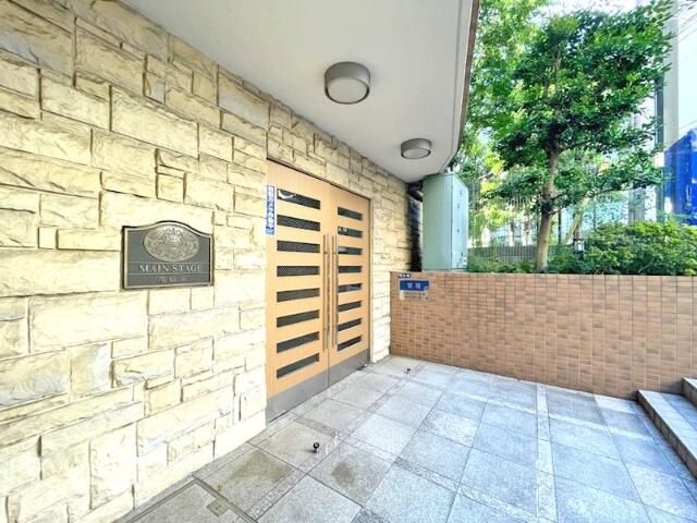 東京メトロ南北線 麻布十番駅 徒歩9分 8階建 築26年の外観写真