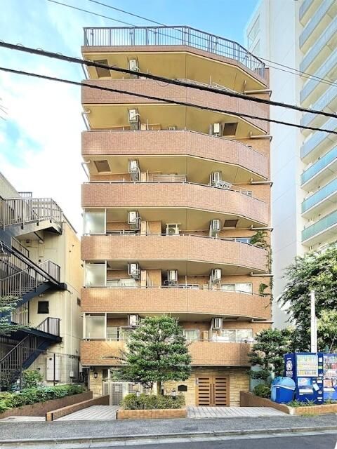 東京メトロ南北線 麻布十番駅 徒歩9分 築26年