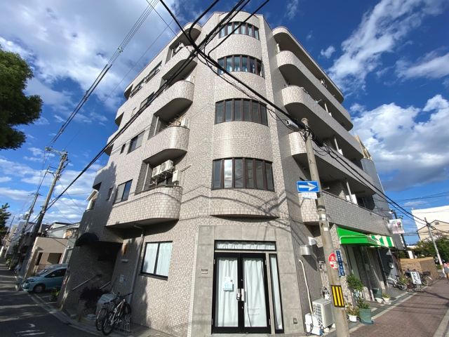 大阪市東住吉区中野のマンションの建物外観