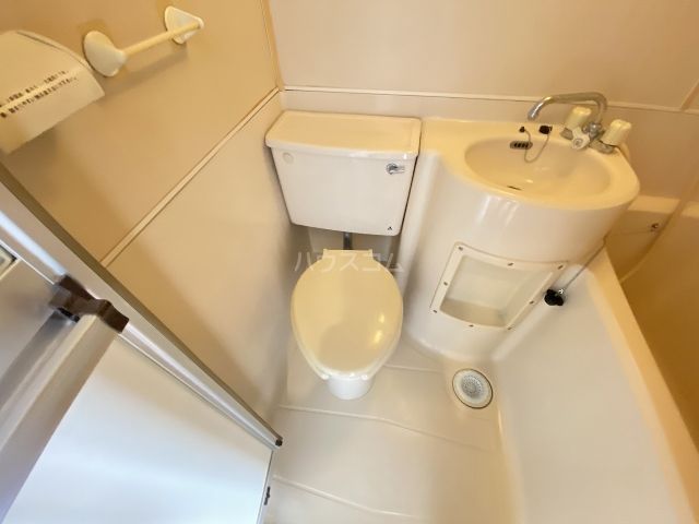【アパートメントハウスウエジマのトイレ】