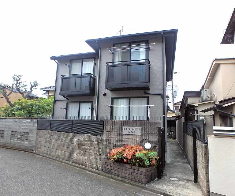 ＩＳＥＹＡ　ＨＯＵＳＥIIの建物外観