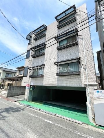 第２内野ビルの建物外観