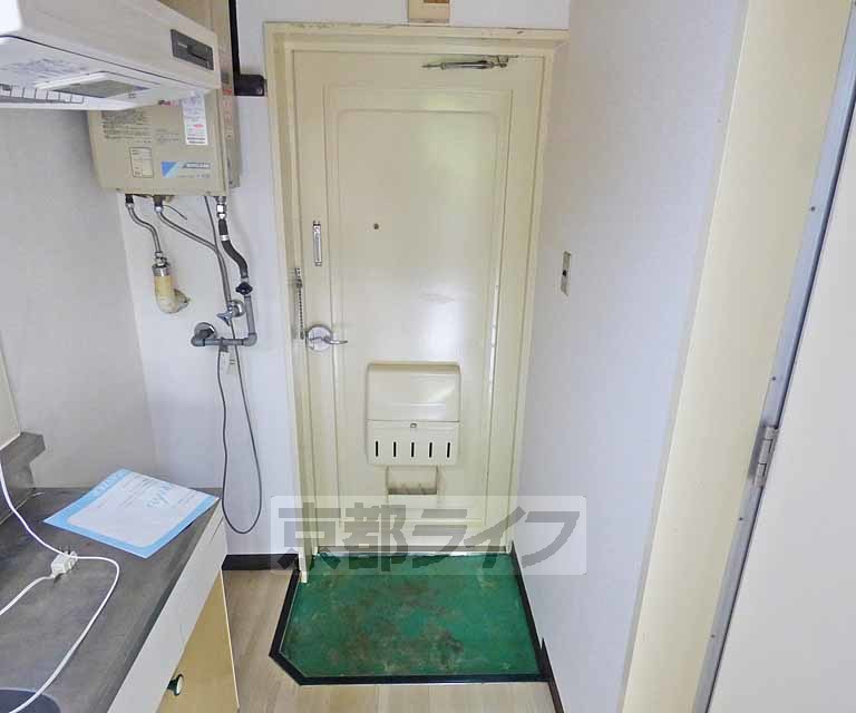 玄関　玄関です。