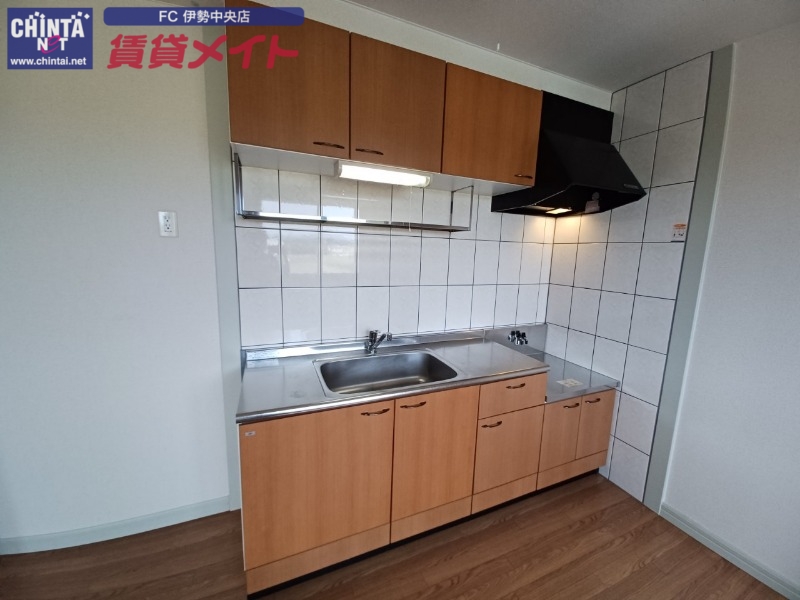 キッチン　同型タイプのお写真です。