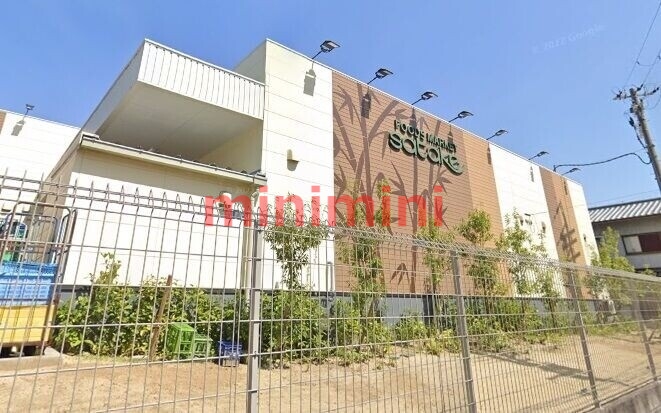 スーパー　Foods　Market　satake岸辺駅前店（スーパー）まで725m