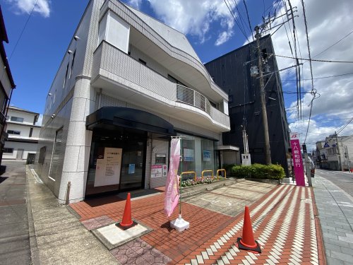 銀行　十八親和銀行嬉野支店（銀行）まで1082m