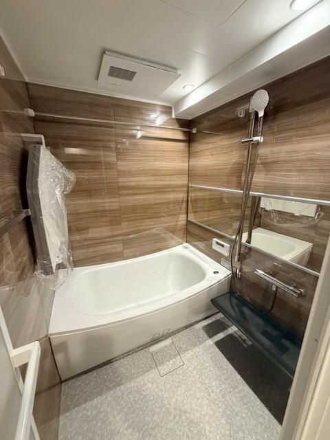 バス・シャワールーム　バス