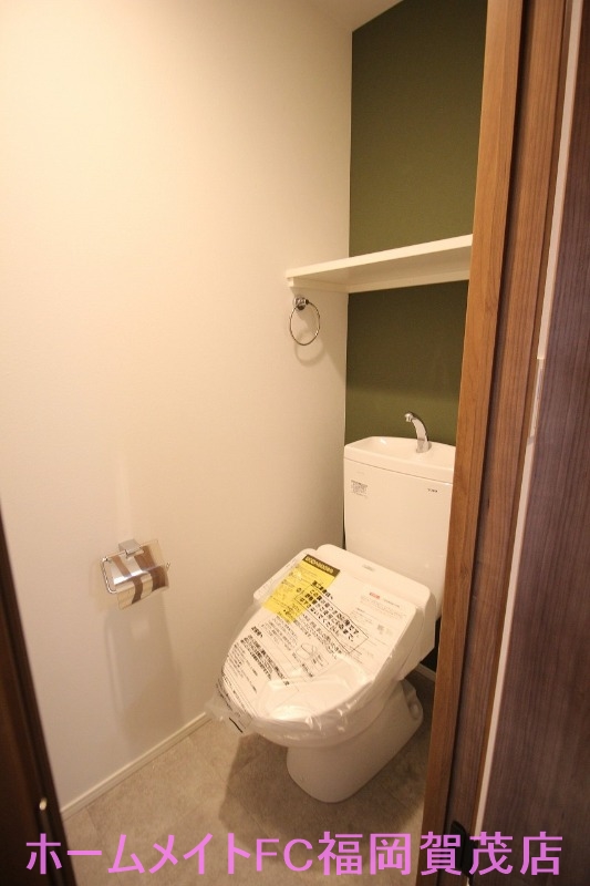 ＪＲ筑肥線 九大学研都市駅 徒歩10分 8階建 築5年のトイレ写真