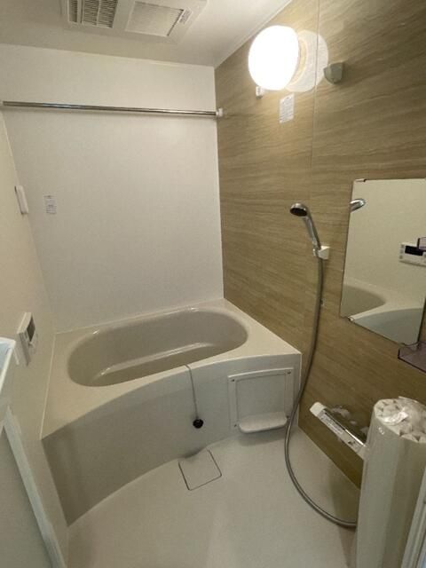 バス・シャワールーム　日々の疲れを癒すお風呂付です