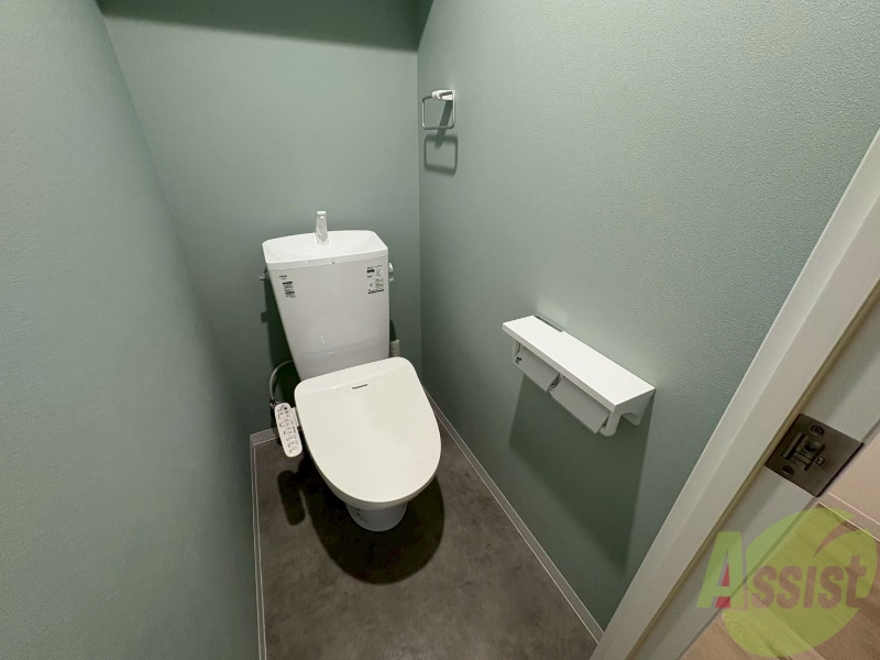 トイレ　シャワートイレになっているので快適です！