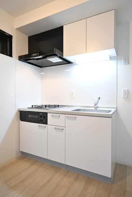 キッチン　システムキッチン（2口ガスコンロ・グリル付）