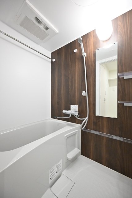 バス・シャワールーム　ゆったり過ごせるお風呂です