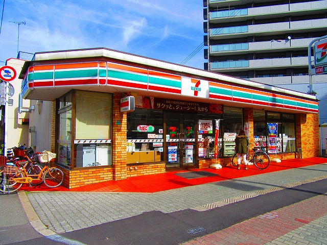 コンビニ　セブンイレブン大阪塚本3丁目店（コンビニ）まで163m