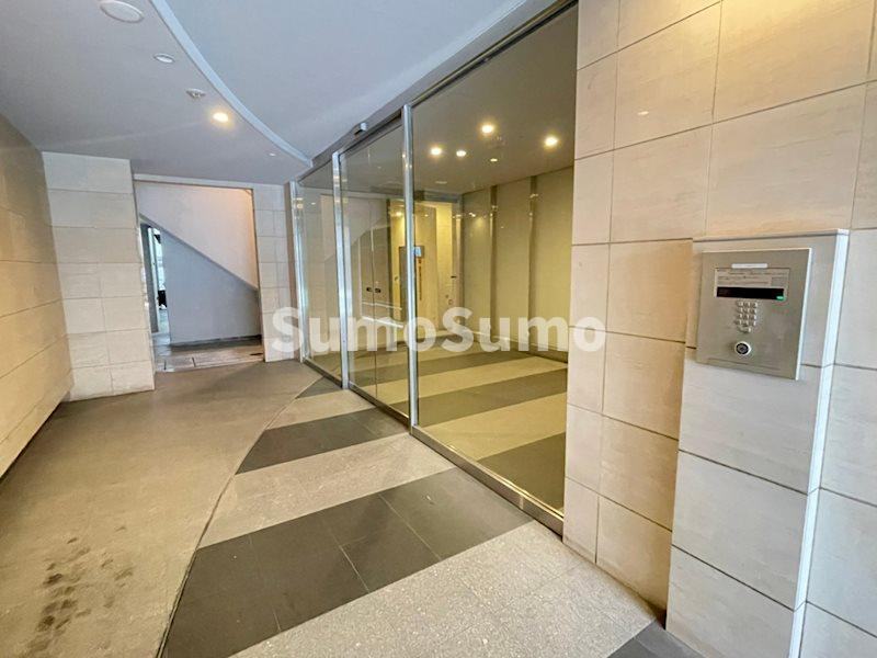 エントランス　清潔なエントランスです