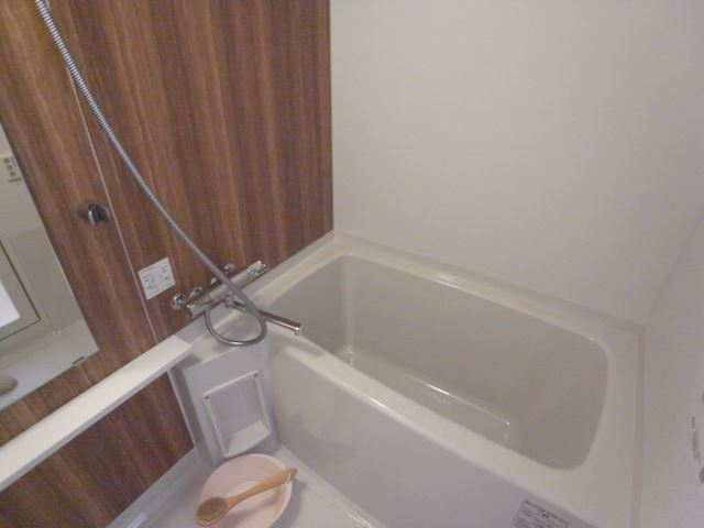 バス・シャワールーム　※別部屋の参考写真となります※現況優先※