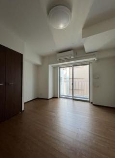 居室・リビング　別部屋写真になります