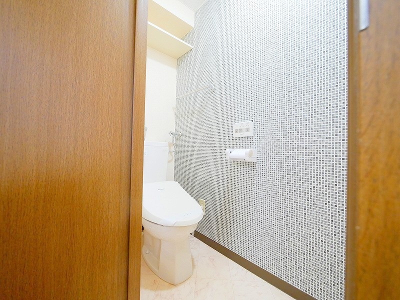 トイレ　うれしいウォシュレット完備です♪