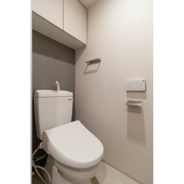 トイレ　※写真は同タイプ住戸です。