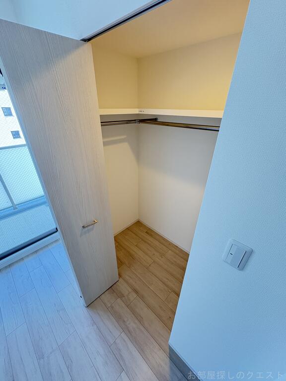 収納　(写真は同タイプ）