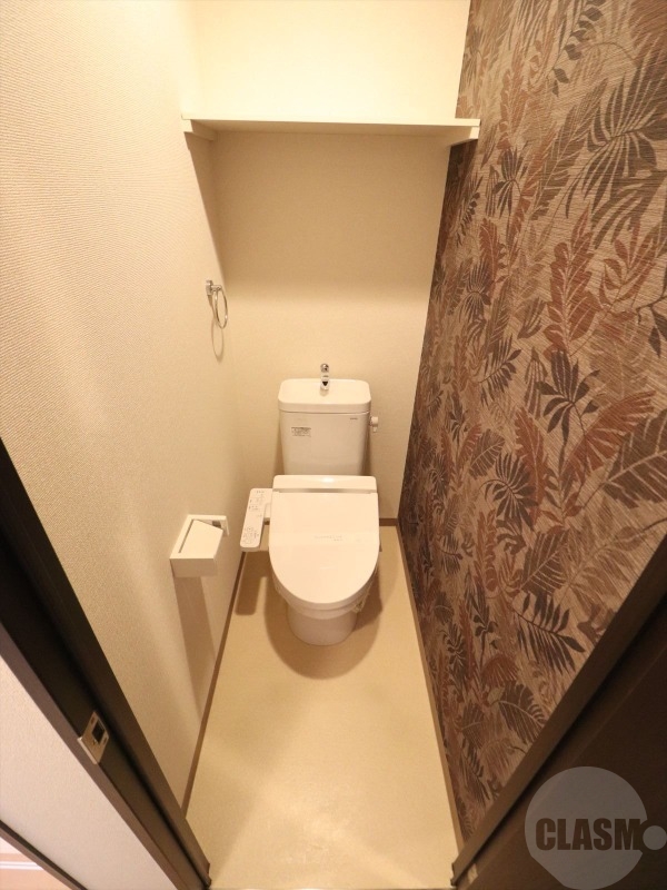 トイレ　温水洗浄便座