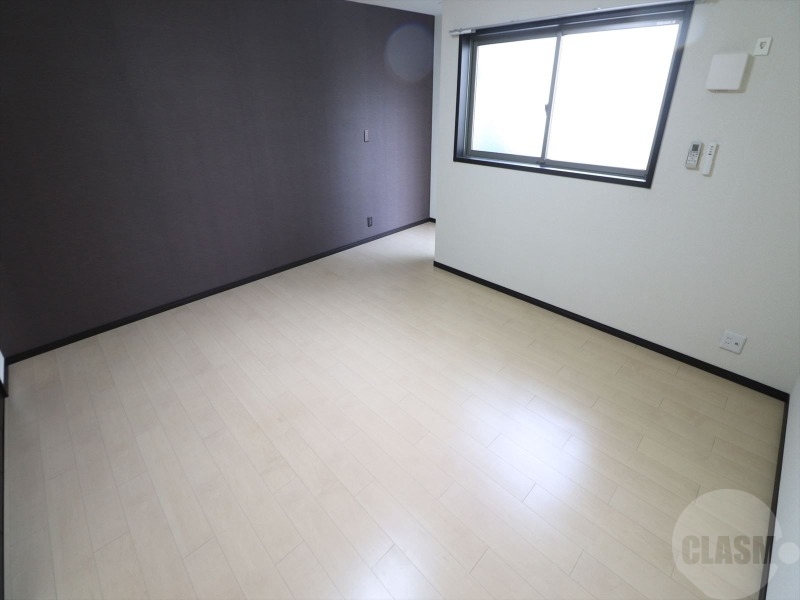 居室・リビング　１１．３帖の洋室です