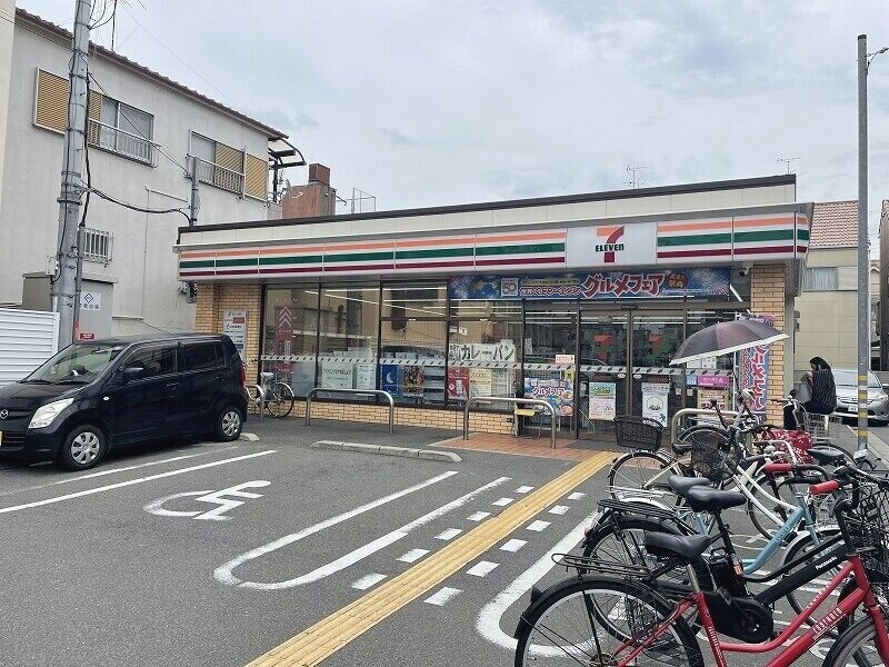 コンビニ　セブンイレブン東大阪近江堂2丁目店（コンビニ）まで193m