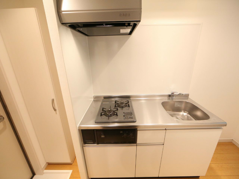 キッチン　システムキッチン（ガス2口コンロ付）