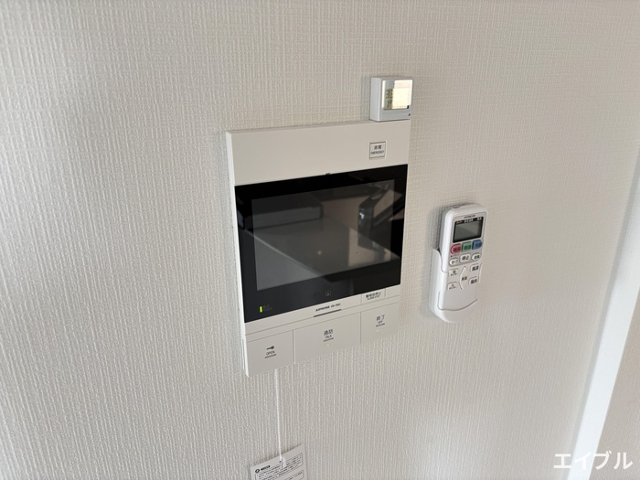 セキュリティ　同じ部屋タイプの別部屋の写真です。現況と異なる場合は現況を優