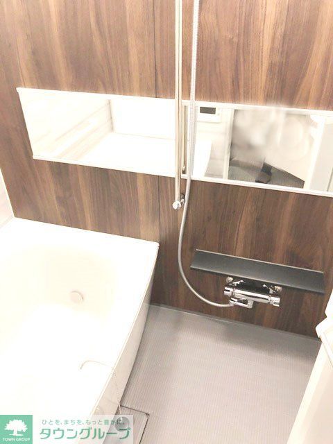 バス・シャワールーム　※写真は同タイプ住戸です。