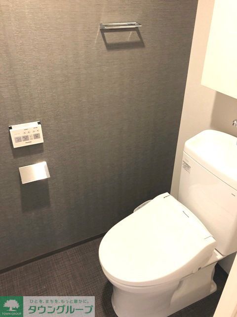 トイレ　※写真は同タイプ住戸です。