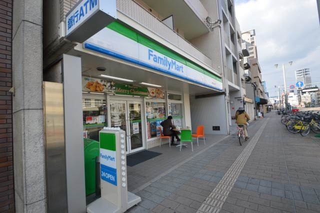 コンビニ　ファミリーマート小町店（コンビニ）まで77m
