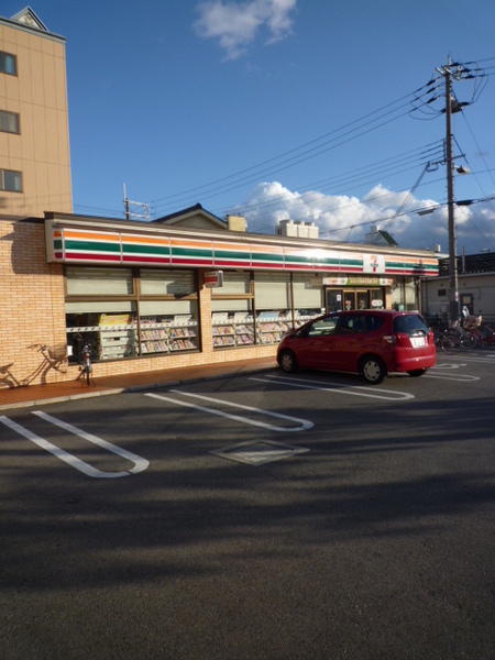 コンビニ　セブンイレブン大阪小林東3丁目店（コンビニ）まで332m