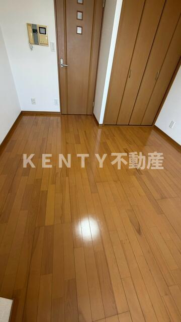 その他部屋・スペース　使い勝手のいい寝室です