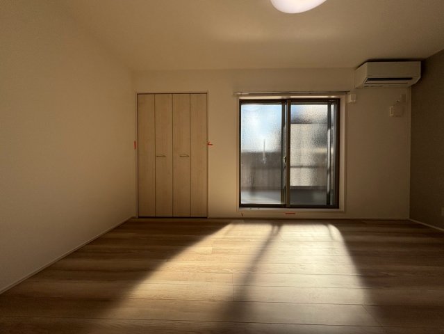 フジパレス西宮段上町の居間写真