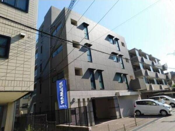 建物外観　外観は落ち着いています