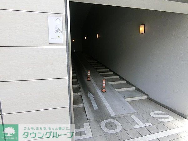 駐車場　バルコニー