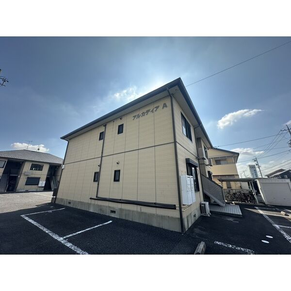 アルカディアA・B棟の外観写真