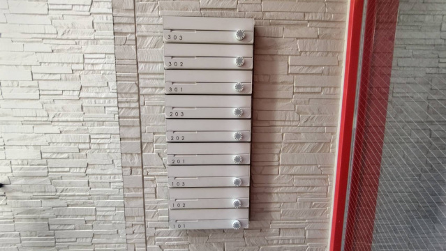 エントランス　REGALEST87g宇品
