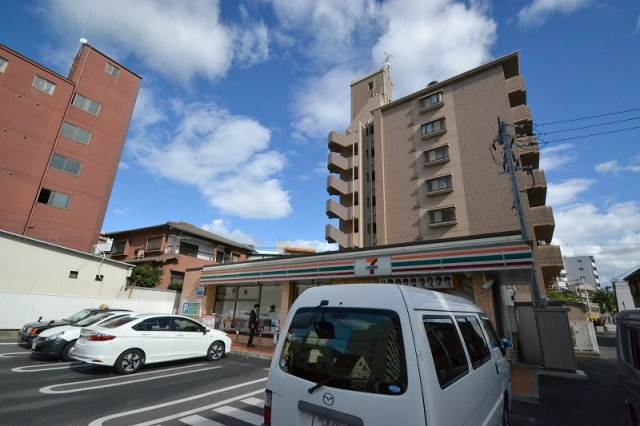 コンビニ　セブンイレブン広島県病院西店（コンビニ）まで123m