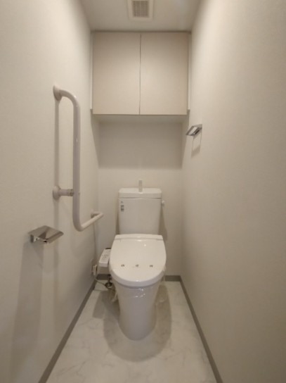 ＪＲ埼京線 板橋駅 徒歩8分 14階建 築9年のトイレ写真