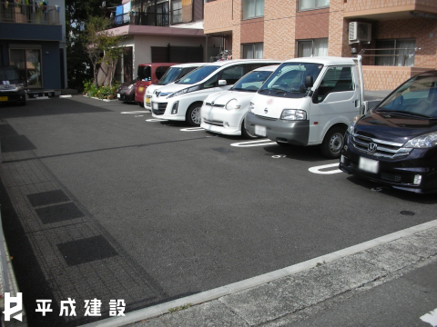 駐車場　駐車場