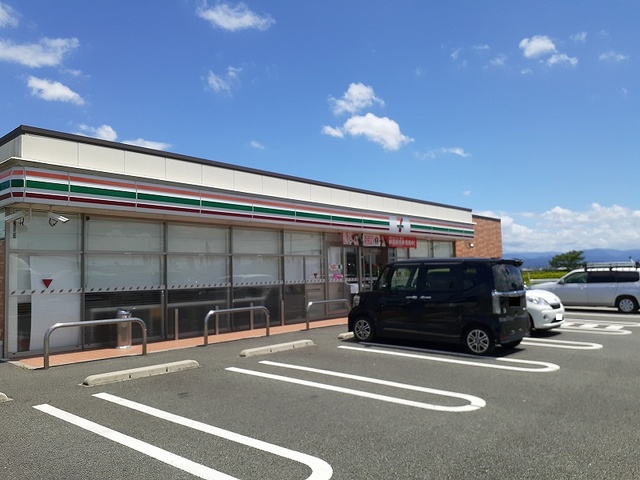 【熊本市南区御幸笛田のアパートのコンビニ】