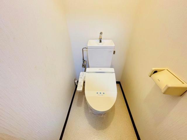 【函館市鍛治のアパートのトイレ】