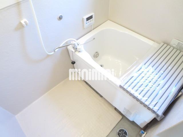 バス・シャワールーム　嬉しいバストイレ独立タイプです