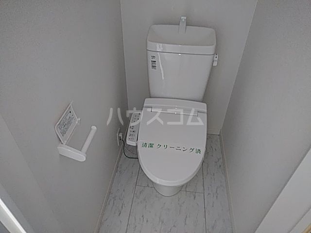【横浜市金沢区富岡西のアパートのトイレ】