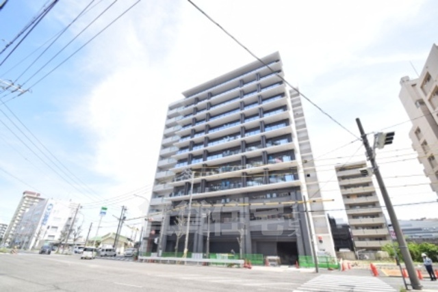 【名古屋市中区新栄のマンションの建物外観】