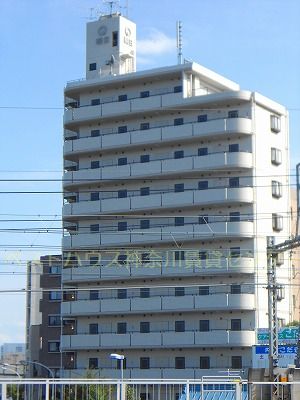 川崎市中原区丸子通のマンションの建物外観