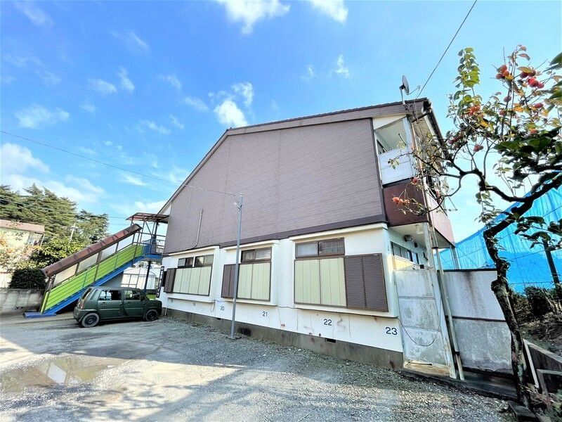 清瀬市下宿のアパートの建物外観